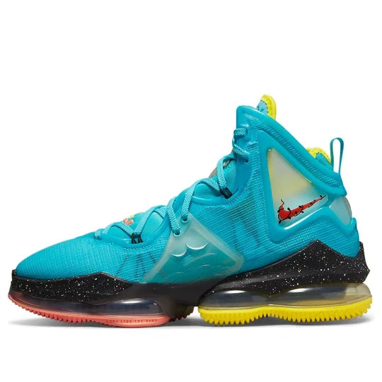 Men's Lebron 19 Christmas Shoes