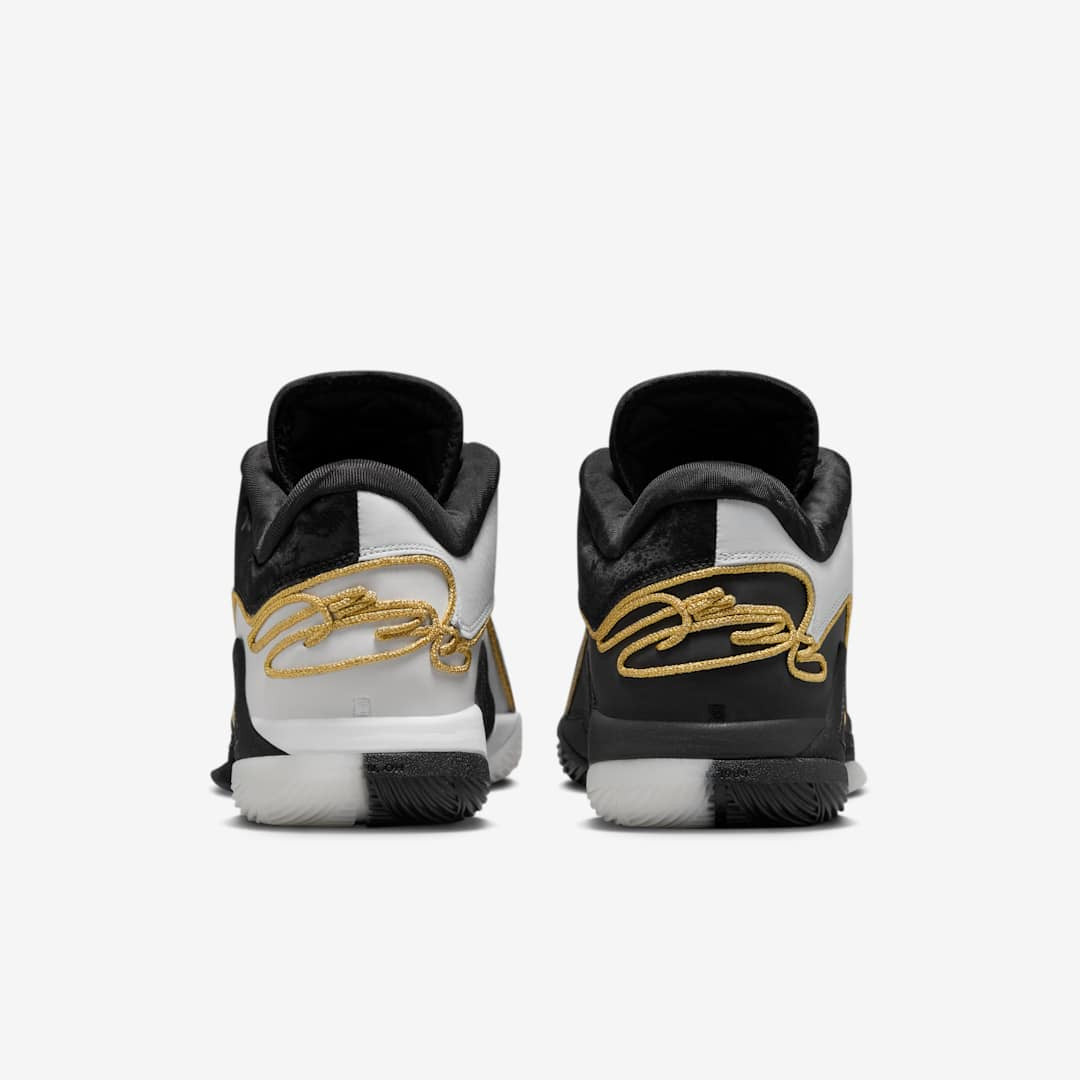 Men's Lebron 22 Mogul Shoes