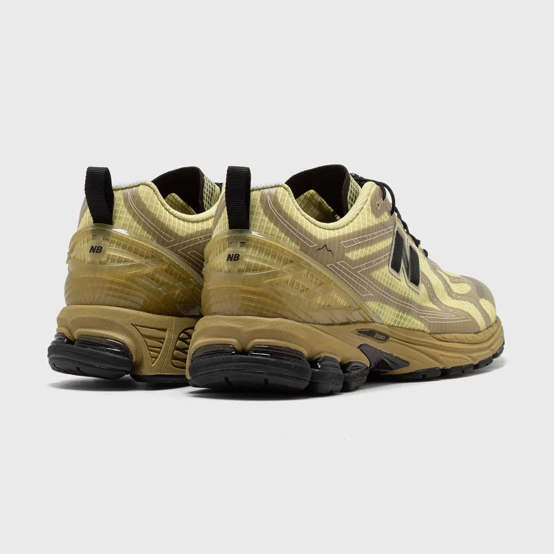 Men's New Balance 1906R 'Yellow' Shoes