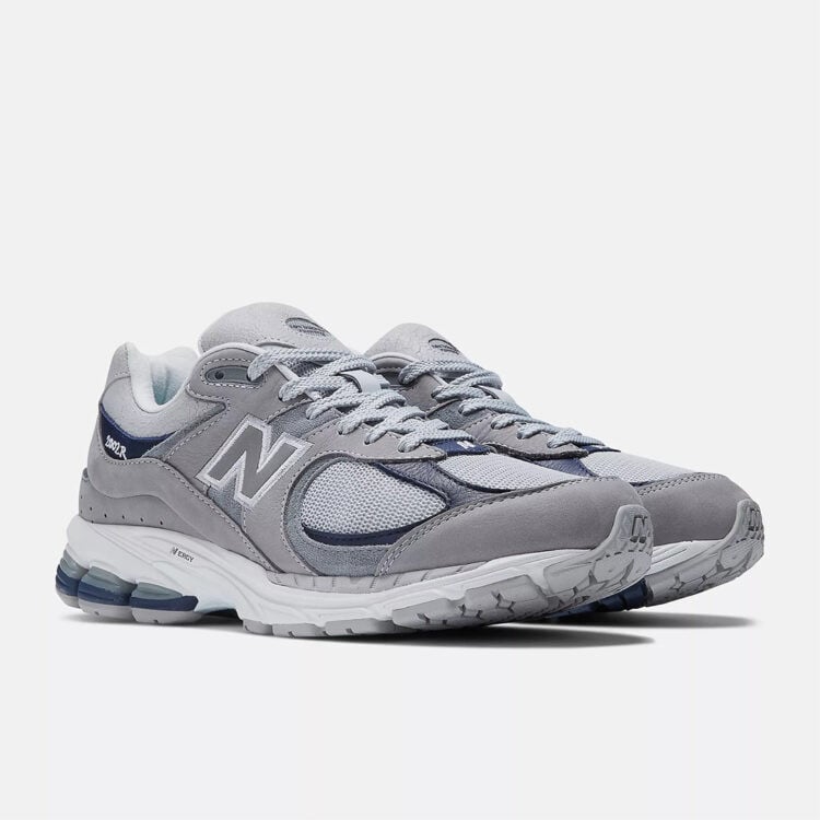 Men's New Balance 2002R Light Grey Shoes