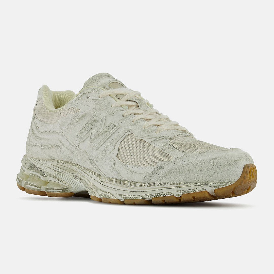 Men's New Balance 2002R Protection Pack Shoes