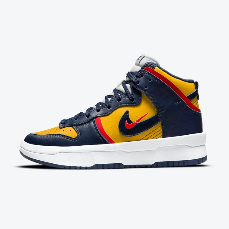Men's Nike Dunk High Michigan Shoes
