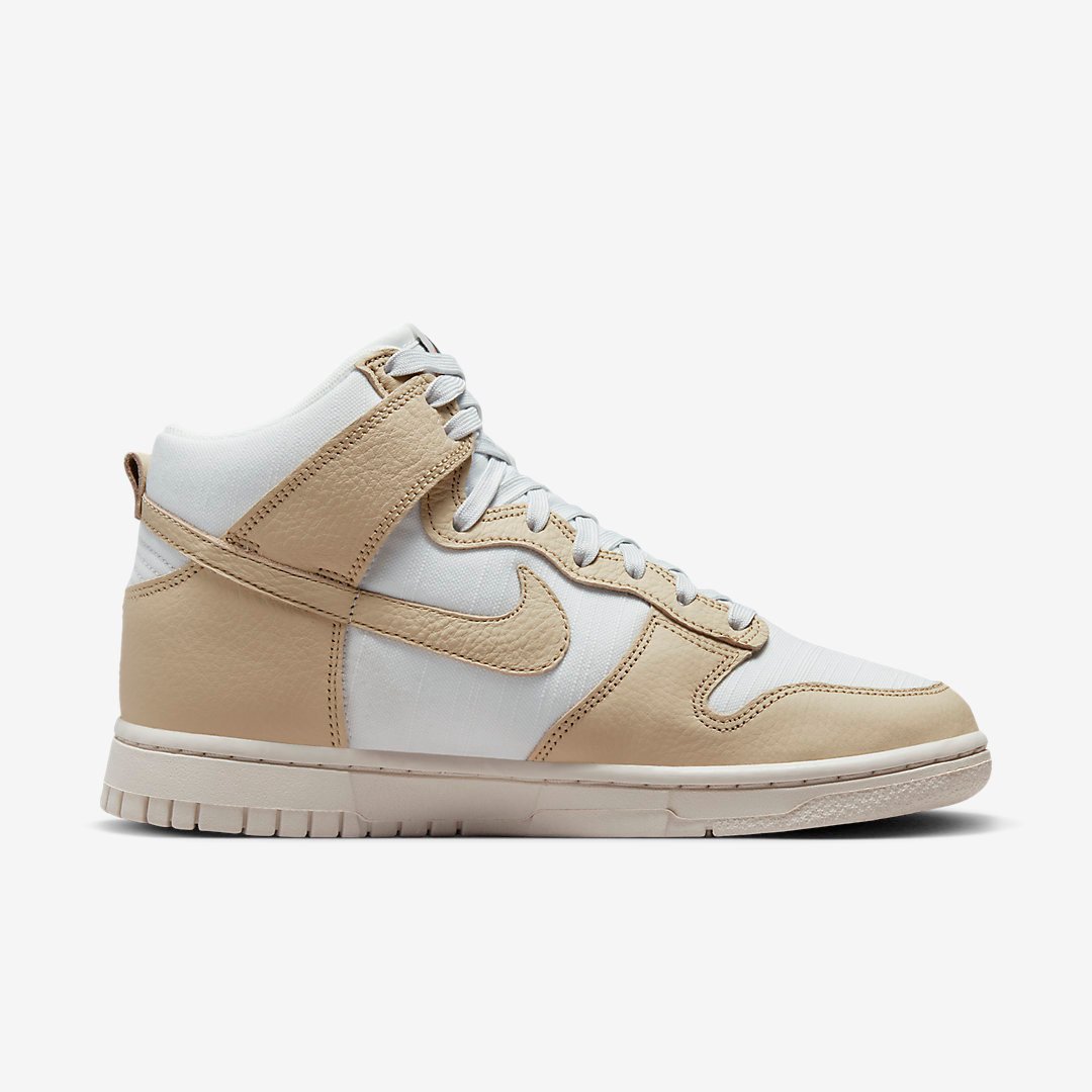 Men's Nike Dunk High Team Gold Shoes