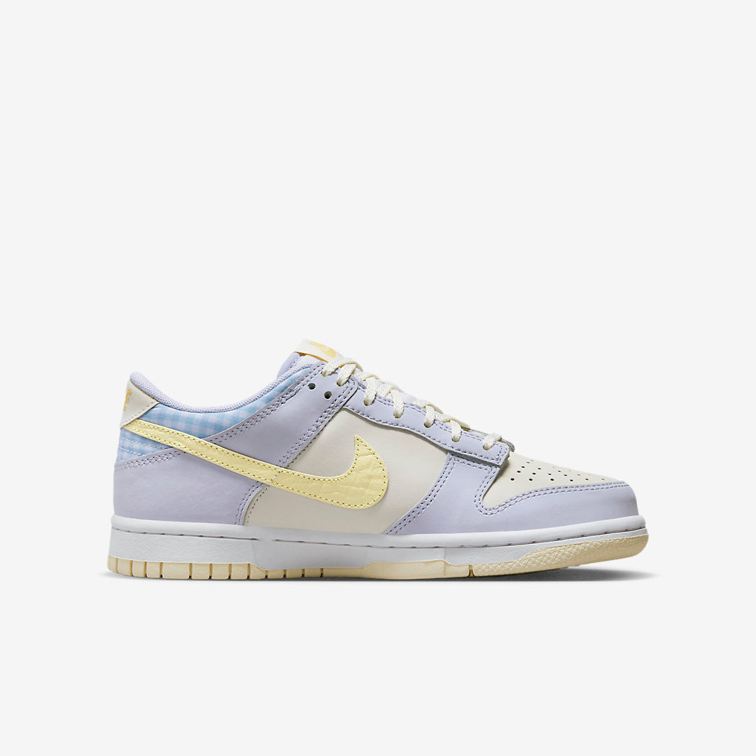 Men's Nike Dunk Low Easter Shoes