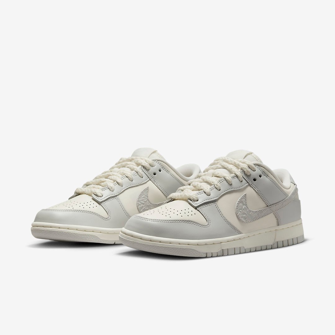 Men's Nike Dunk Low 'Needle Thread' Shoes