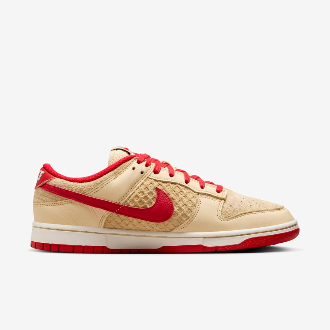 Men's Nike Dunk Low 'Strawberry Waffle' Shoes