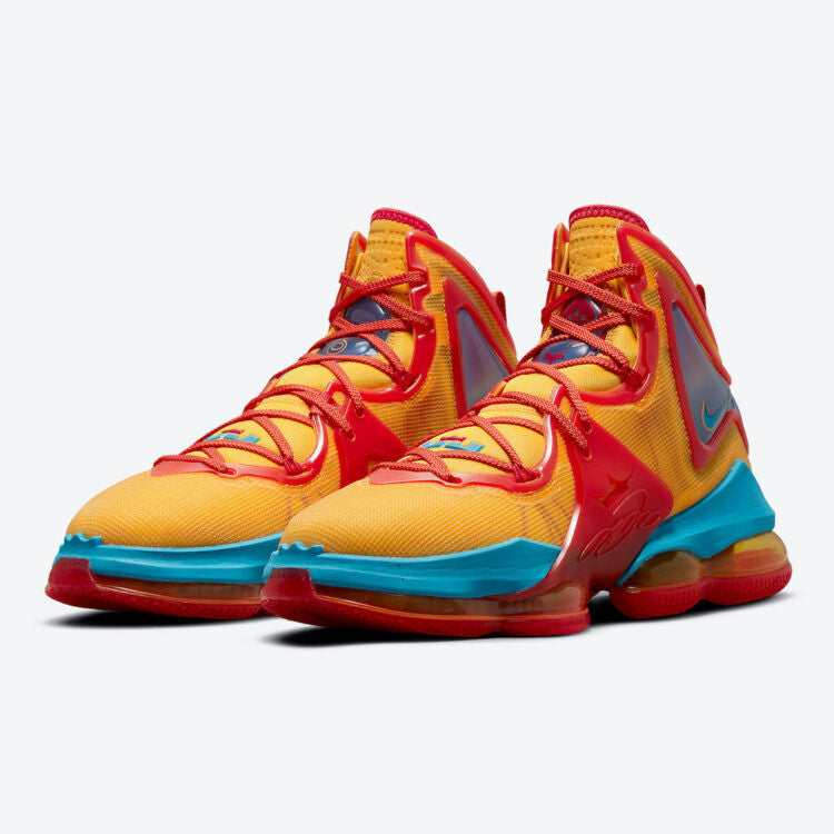 Men's Nike LeBron 19 Uniform Hook Shoes