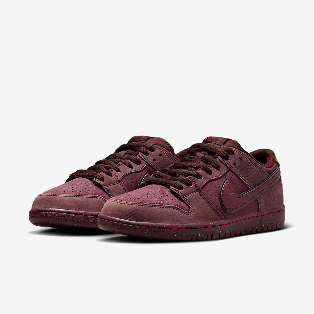 Men's Nike SB Dunk Low 'City of Love' Shoes