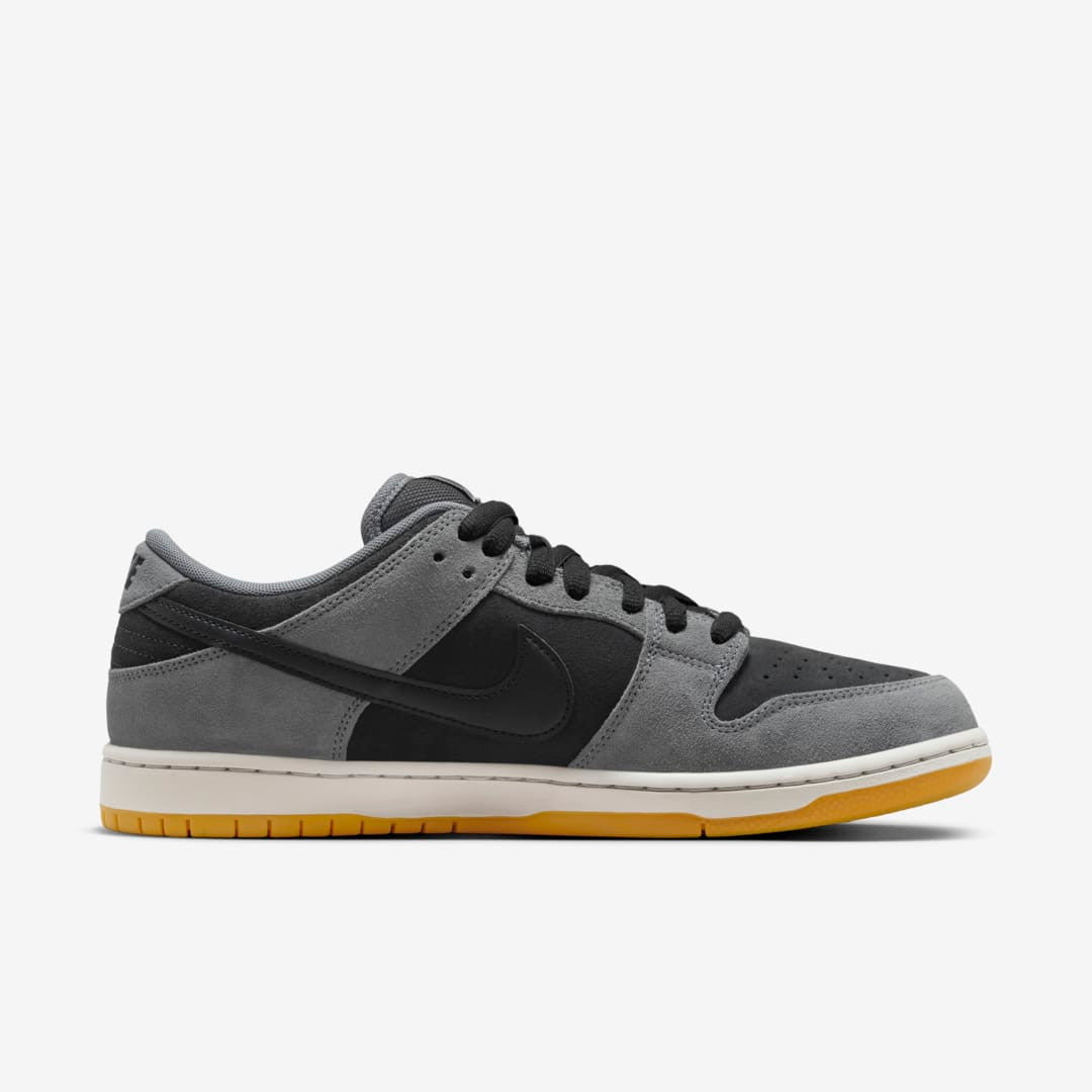 Men's Nike SB Dunk Low 'Dark Smoke Grey' Shoes