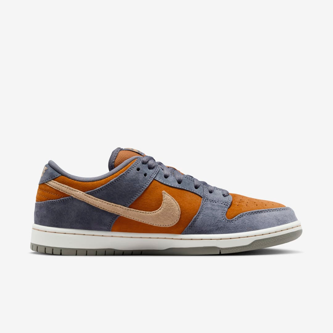 Men's Nike SB Dunk Low 'Light Carbon' Shoes