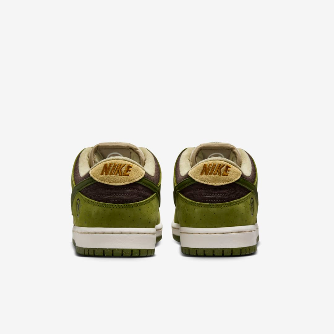 Men's Nike SB Dunk Low 'Matcha' Shoes