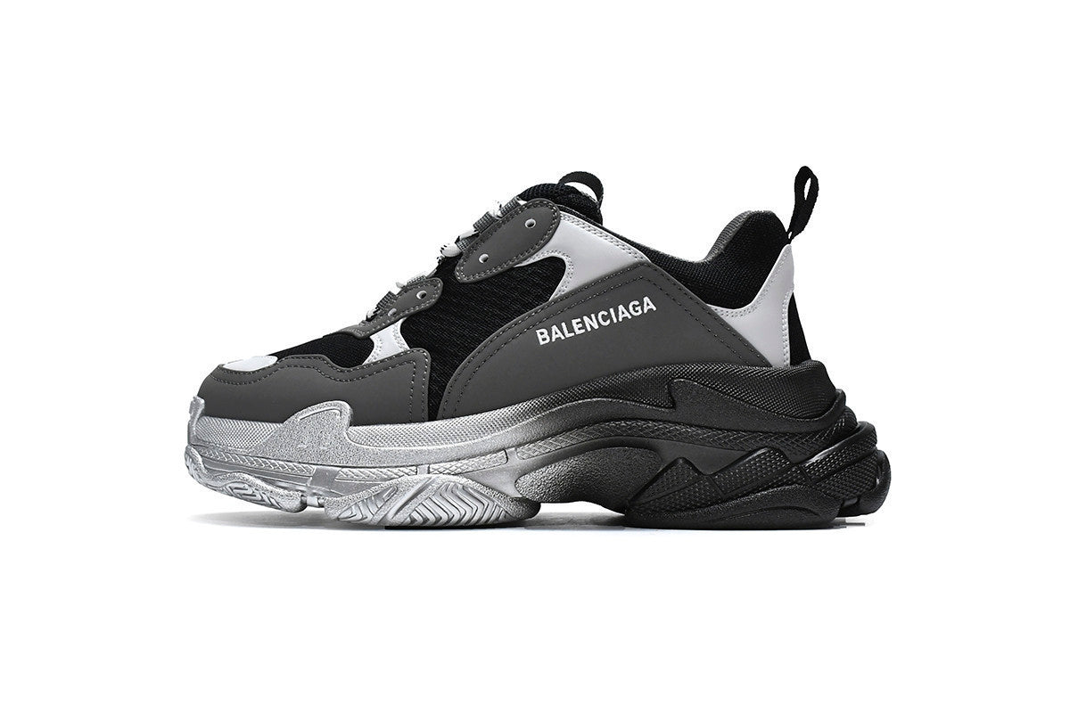 Men's Balenciaga Triple S Sneaker Shoes V45