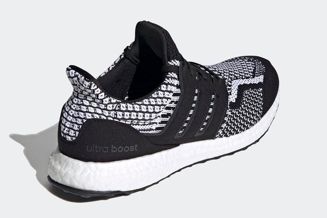 Men's Ultra Boost 5.0 DNA 'Core Black' Shoes
