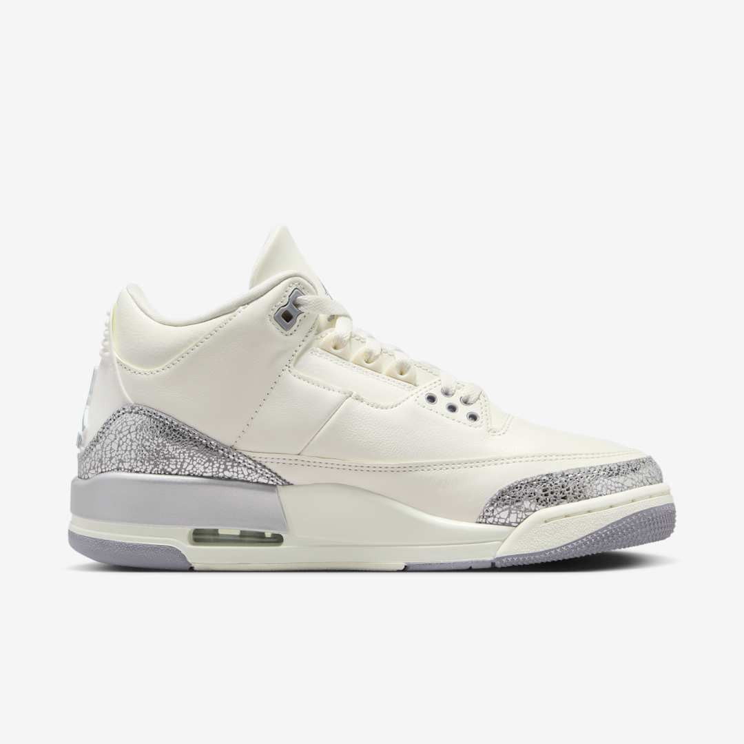 Men's Nike Air Jordan 3 Sail Metallic Silver Shoes