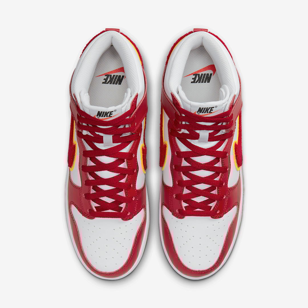 Men's Nike Dunk High Chenille Swoosh Shoes