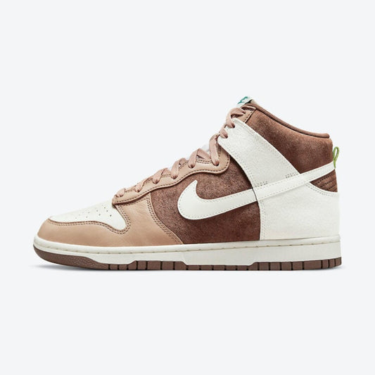 Men's Nike Dunk High Light Chocolate Shoes