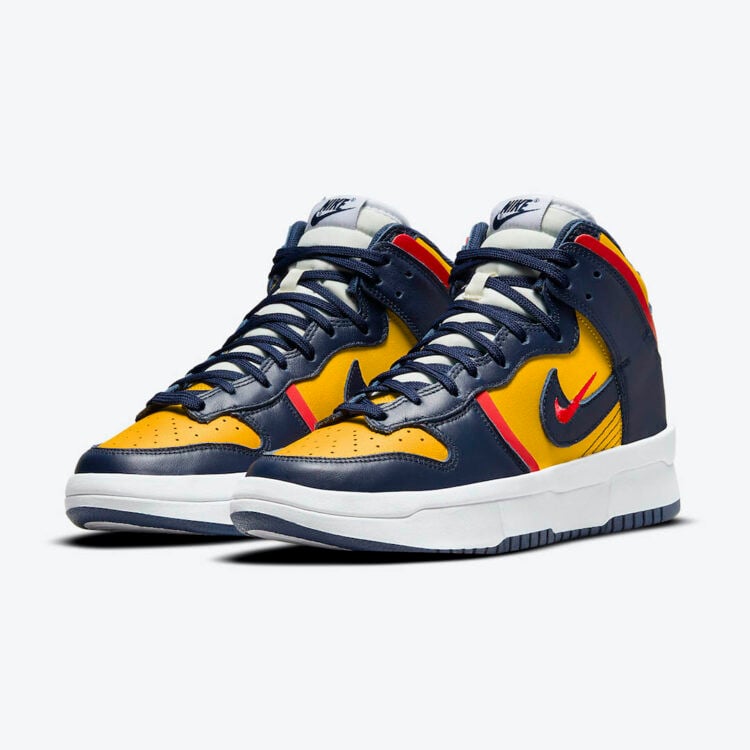 Men's Nike Dunk High Michigan Shoes