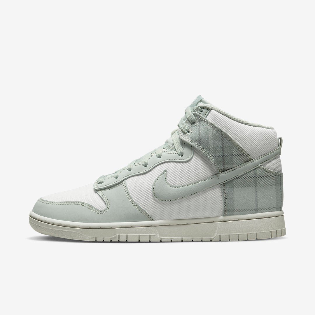 Men's Nike Dunk High Plaid Shoes