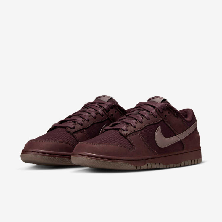 Men's Nike Dunk Low Burgundy Crush Shoes