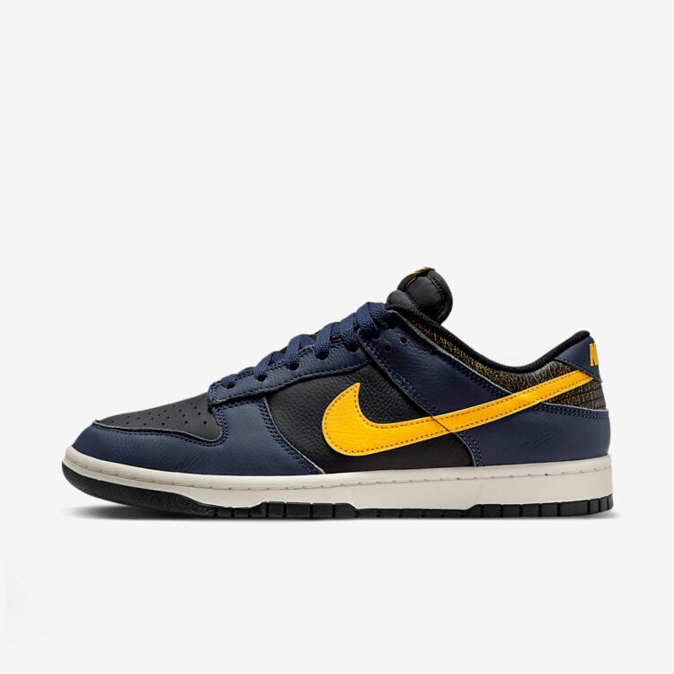 Men's Nike Dunk Low 'Michigan' Shoes