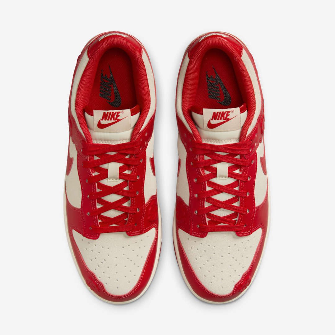 Men's Nike Dunk Low 'Red Roses' Shoes