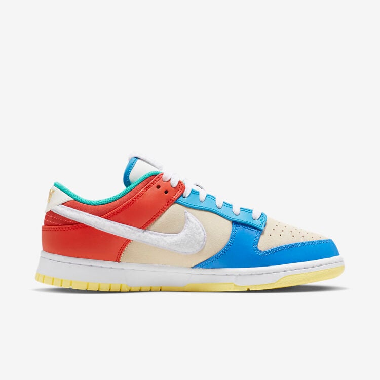 Men's Nike Dunk Low 'Year of the Rabbit' Shoes