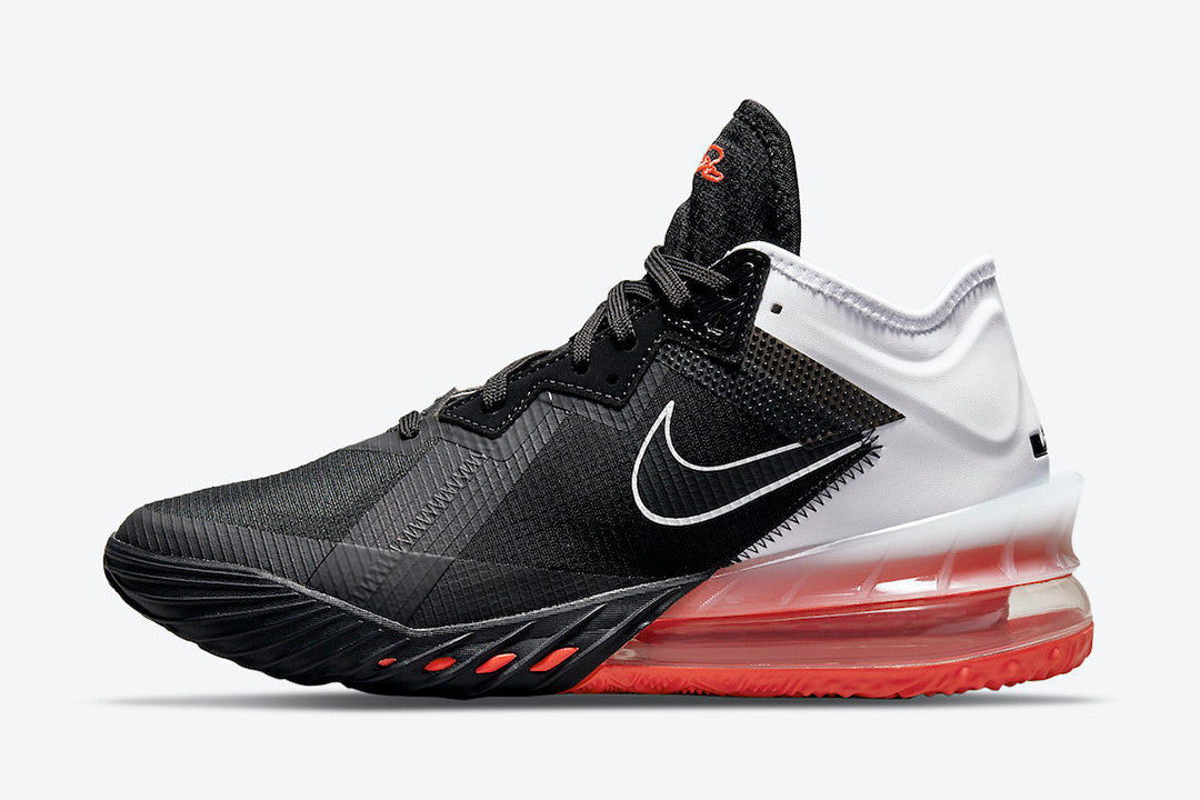 Men's LeBron 18 Heart of Lion Shoes