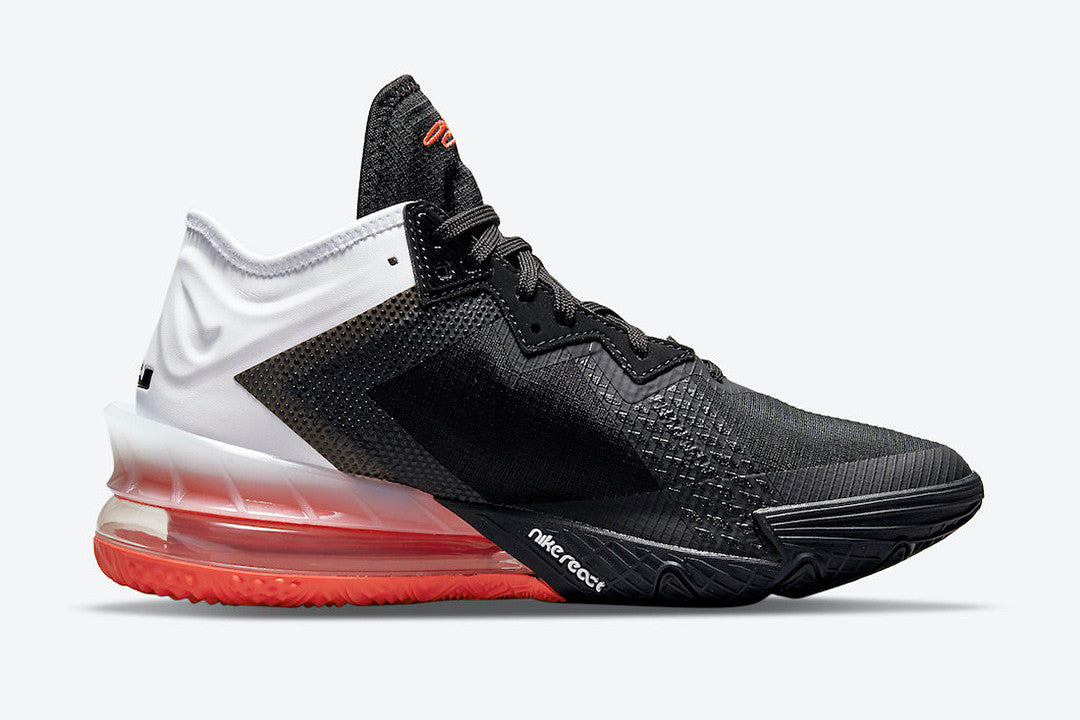 Men's LeBron 18 Heart of Lion Shoes