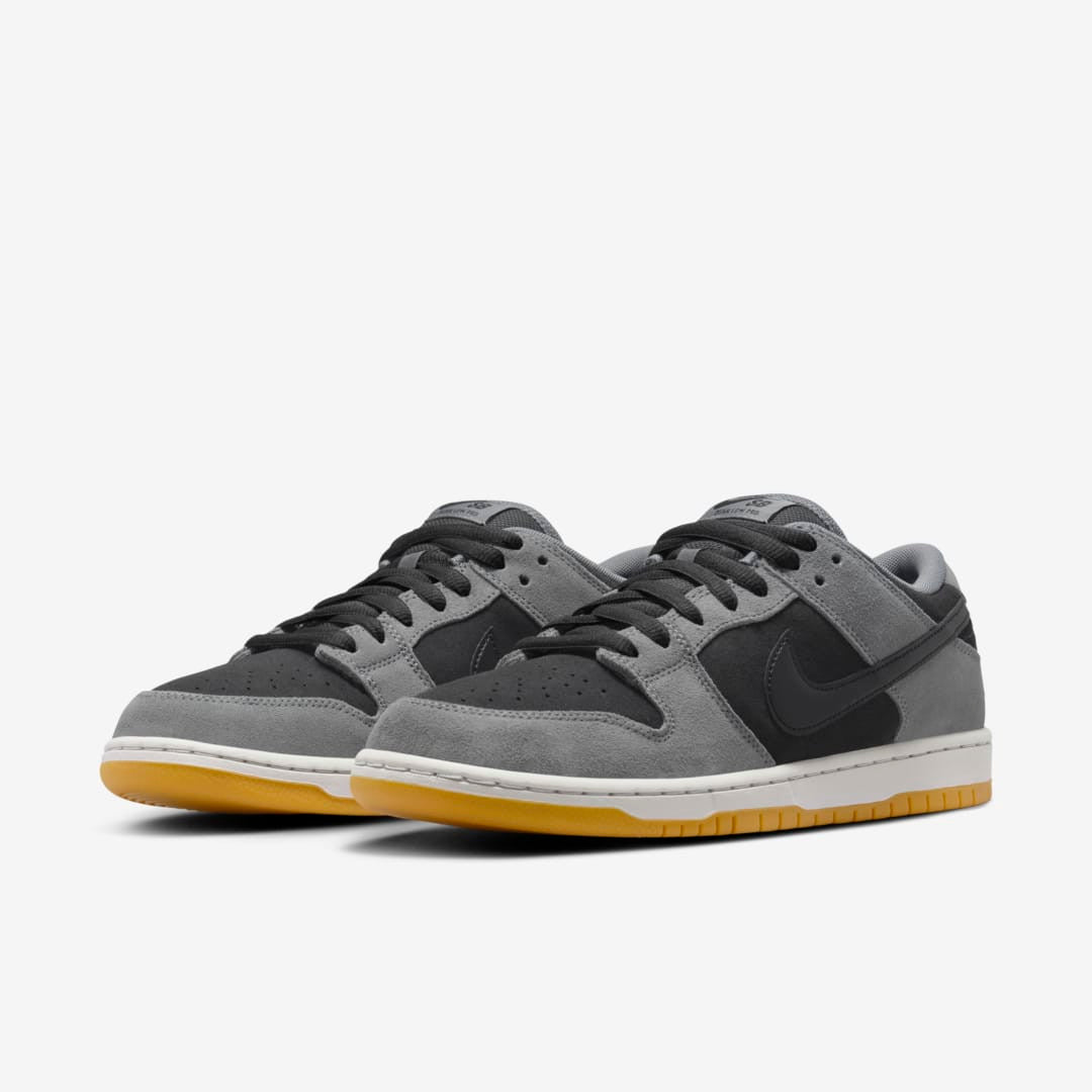 Men's Nike SB Dunk Low 'Dark Smoke Grey' Shoes
