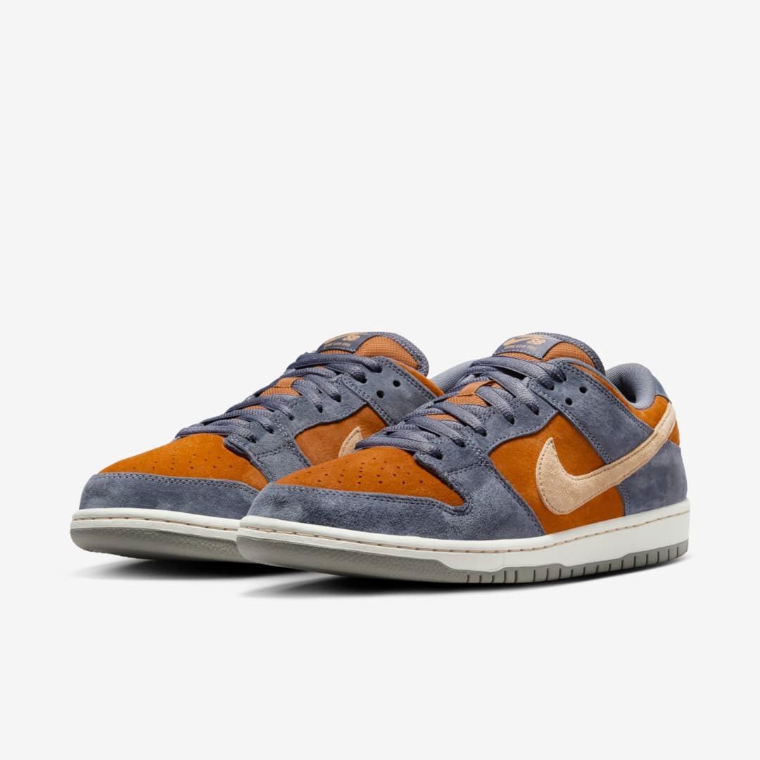 Men's Nike SB Dunk Low 'Light Carbon' Shoes