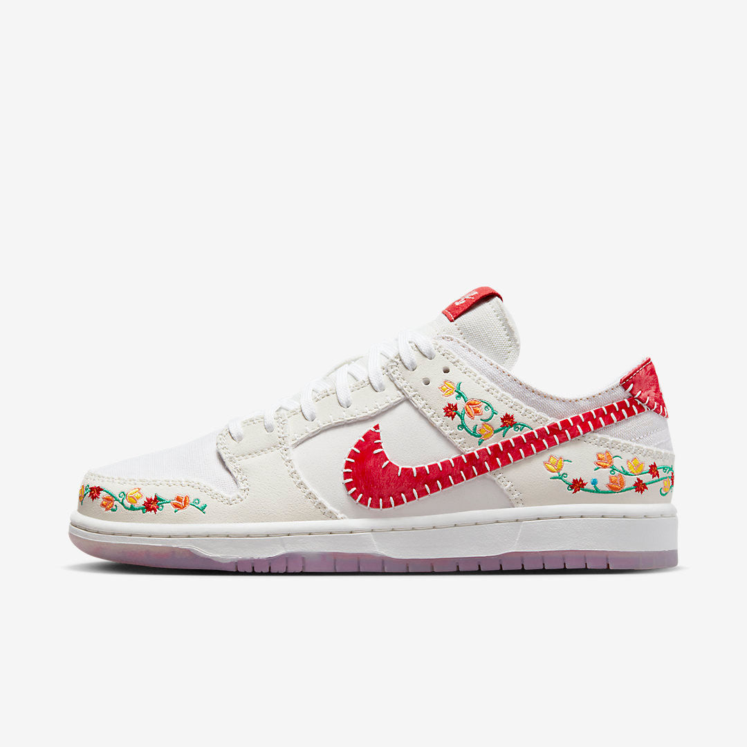 Men's Nike SB Dunk Low 'N7' Shoes