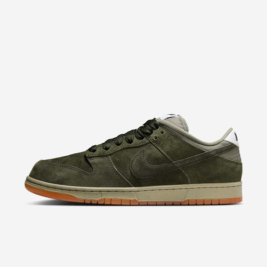 Men's Nike SB Dunk Low 'Sequoia' Shoes